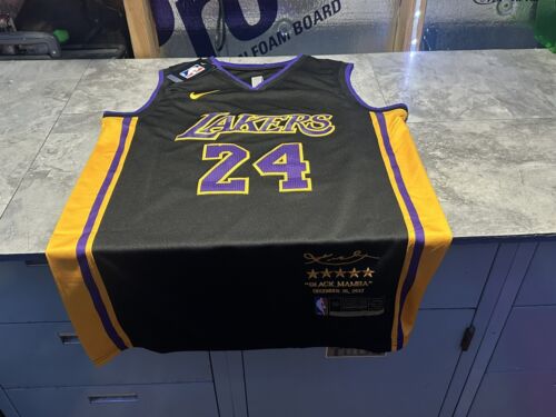NWT Kobe Bryant No# 24 jersey Black/ Purple Stitched. Size 50.