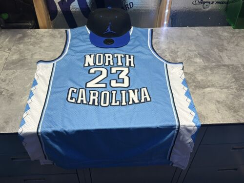 NWOT XL North Carolina Tar Heels NCAA Michael Jordan #23 Basketball Jersey