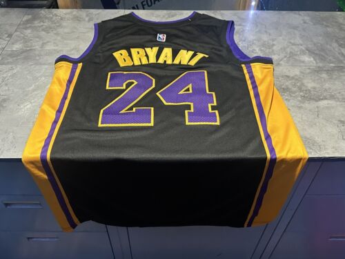 NWT Kobe Bryant No# 24 jersey Black/ Purple Stitched. Size 50.