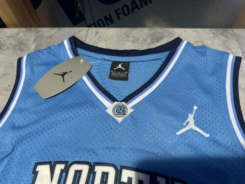 NWT Michael Jordan #23 North Carolina Elite Limited Jersey Blue Large