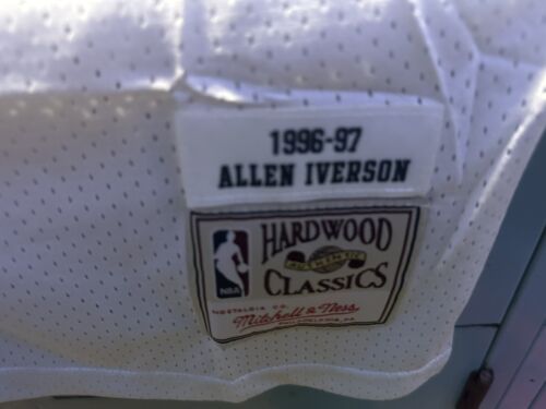 Men's Large Philadelphia Bk/ Wh 76ers Allen Iverson Mitchell & Ness Swingman