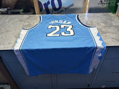 NWOT Blue North Carolina Tar Heels NCAA Michael Jordan #23 Basketball 4XL