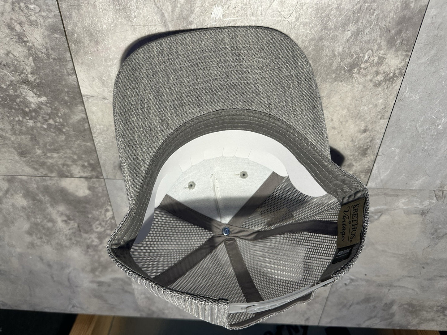 NWT KBETHOS Gray American Flag SnapBack Hat. Cap, Gray.