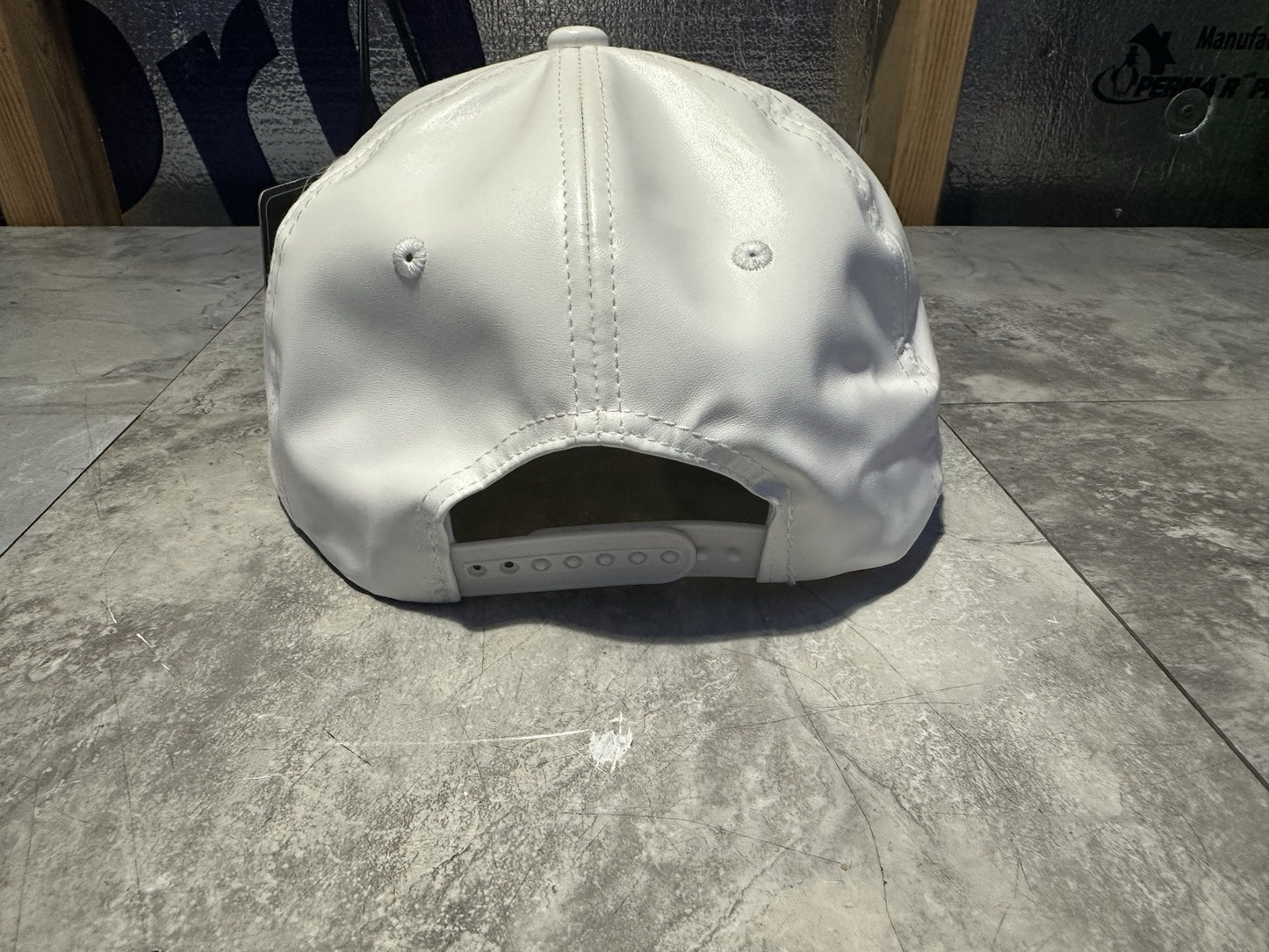 NWT Kipa Premium Philadelphia Phillies Throwback Leather White/ Red P