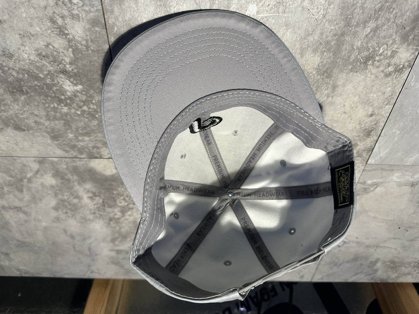 NWT Kipa Premium Philadelphia Phillies Throwback Leather Gray/ Black P