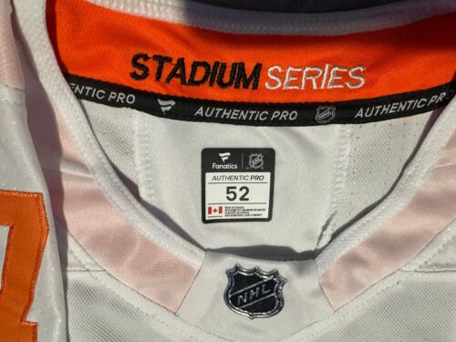 NWT Fanatics Large Philadelphia Flyers Owen Tippett Stadium Series Jersey