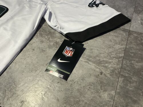 NWT Men’s Medium Jason Kelce # 62 Philadelphia Eagles White Jersey