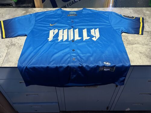 NWT Men’s Small Philadelphia Phillies City Connect Brandon Marsh Jersey