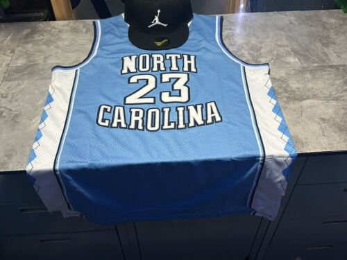 NWOT XL North Carolina Tar Heels NCAA Michael Jordan #23 Basketball Jersey