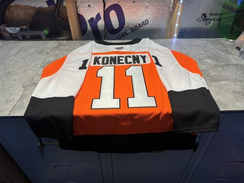 NWT Fantastics Philadelphia Flyers Travis Konecny Jersey Size 50 Medium