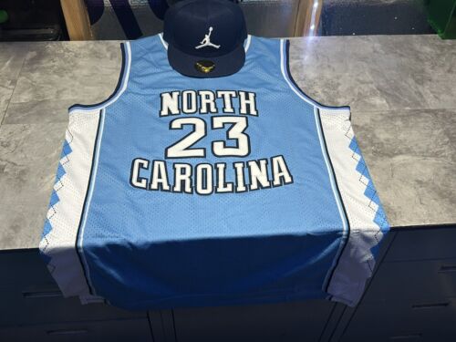 NWOT XL North Carolina Tar Heels NCAA Michael Jordan #23 Basketball Jersey