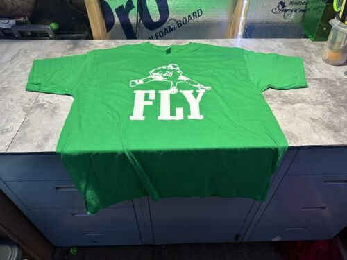 NWOT SAQUON BARKLEY PHILADELPHIA EAGLES RETRO KELLY GREEN Adult T-SHIRT