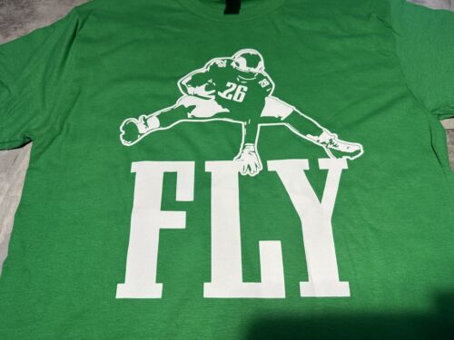 NWOT Medium SAQUON BARKLEY PHILADELPHIA EAGLES RETRO KELLY GREEN T-SHIRT ADULT