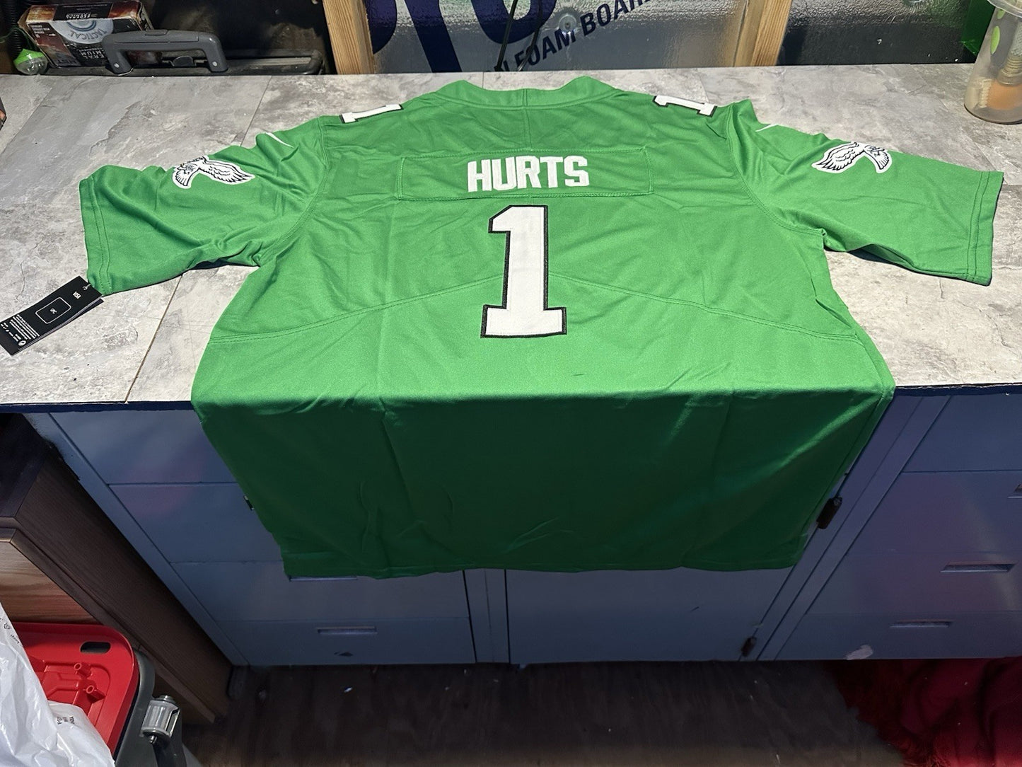 NWT Jalen Hurts Philadelphia Eagles Throwback Kelly Green Jersey Size