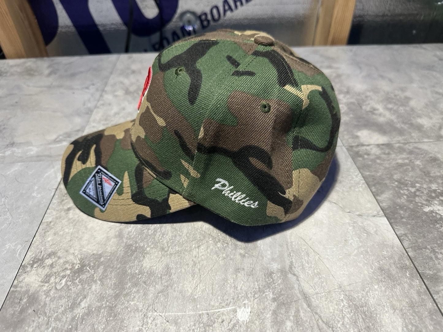 NWT Kipa Premium Philadelphia Phillies Camo/ Red P Curved Brim Hat Cap