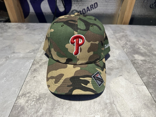 NWT Kipa Premium Philadelphia Phillies Camo/ Red P Curved Brim Hat Cap