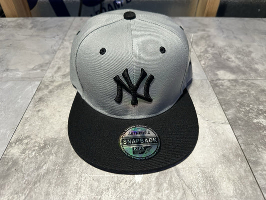 NWT Kipa Premium New York Yankees Gray/ Black NY/ Black Brim Hat Cap L