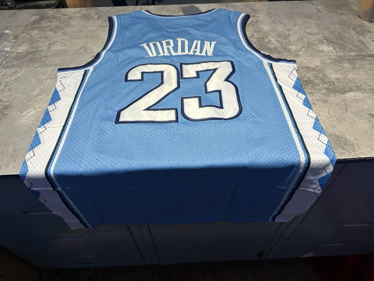 NWT Michael Jordan #23 North Carolina Elite Limited Jersey Blue Medium