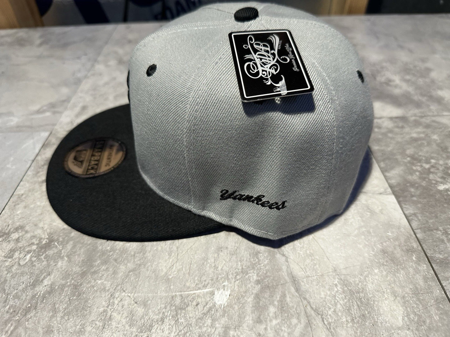 NWT Kipa Premium New York Yankees Gray/ Black NY/ Black Brim Hat Cap L